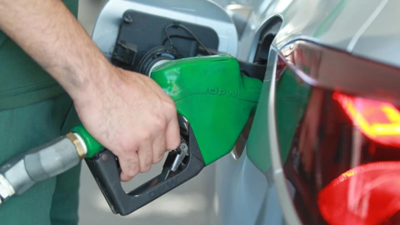 Benzine zam geliyor: Yarından itibaren artış bekleniyor