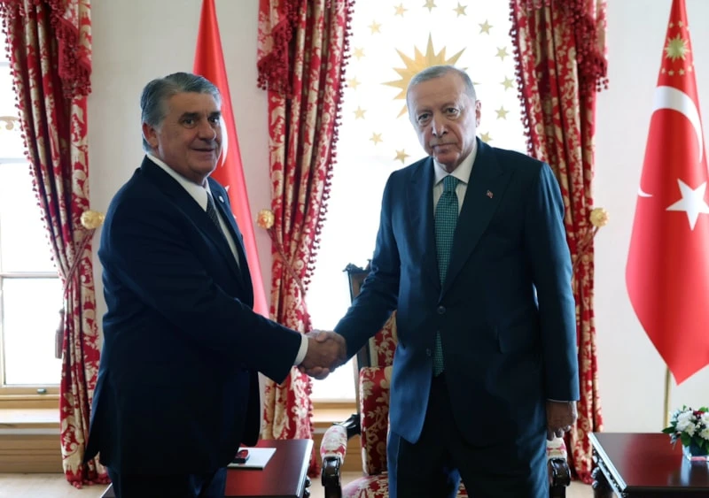 Cumhurbaşkanı Erdoğan 4 Büyük Kulübün Başkanını Kabul Etti (1)