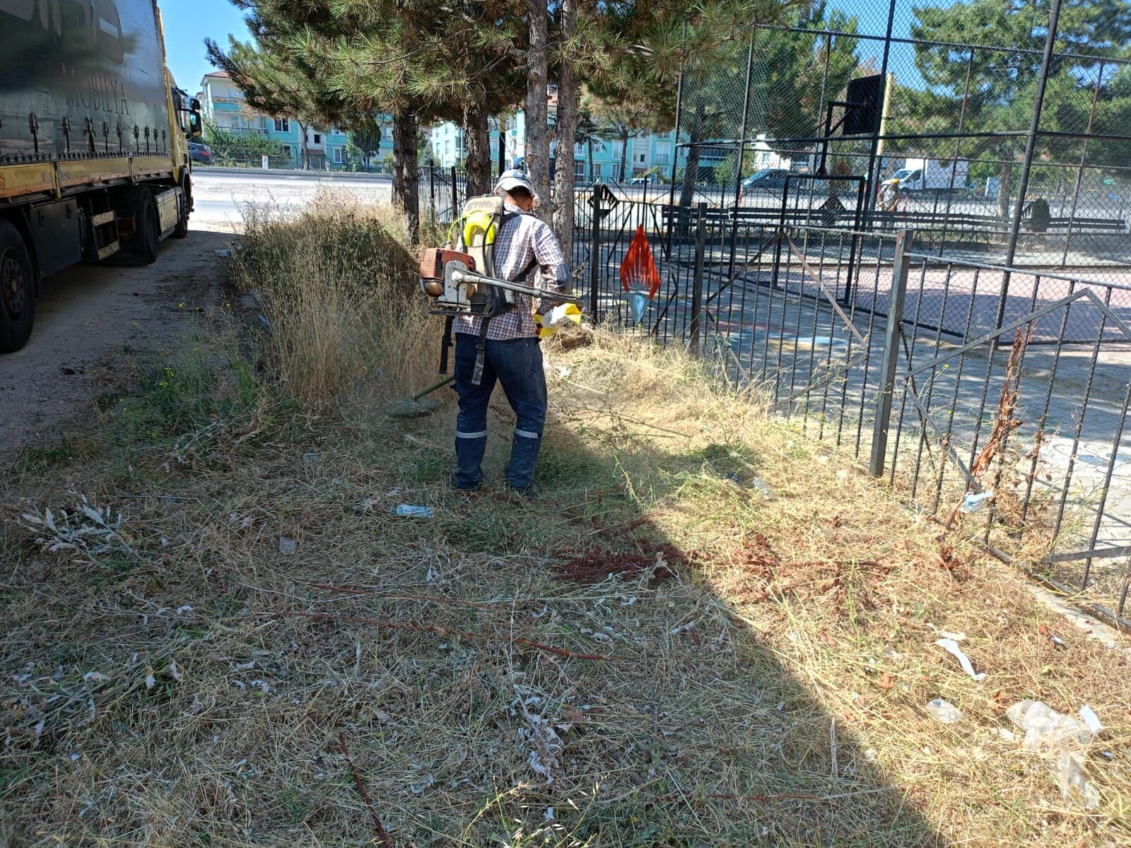 Kütahya Dumlupınar Mahallesi’nde Temizlik Çalışması (5)
