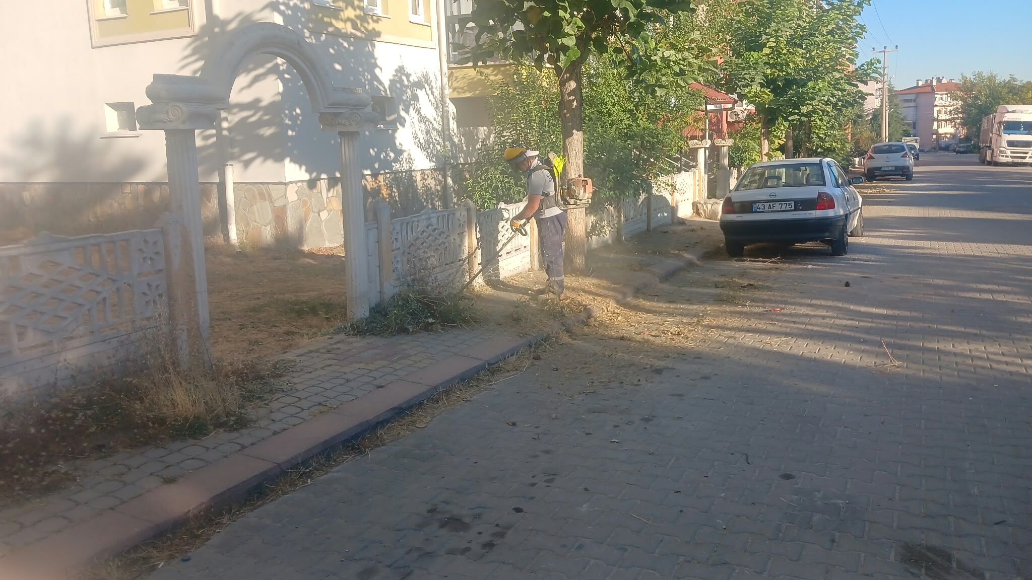 Kütahya Dumlupınar Mahallesi’nde Temizlik Çalışması Başladı (3)