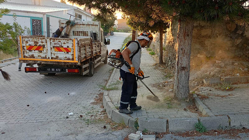 Kütahya Evliya Çelebi Mahallesi’nde Temizlik Çalışması (2)