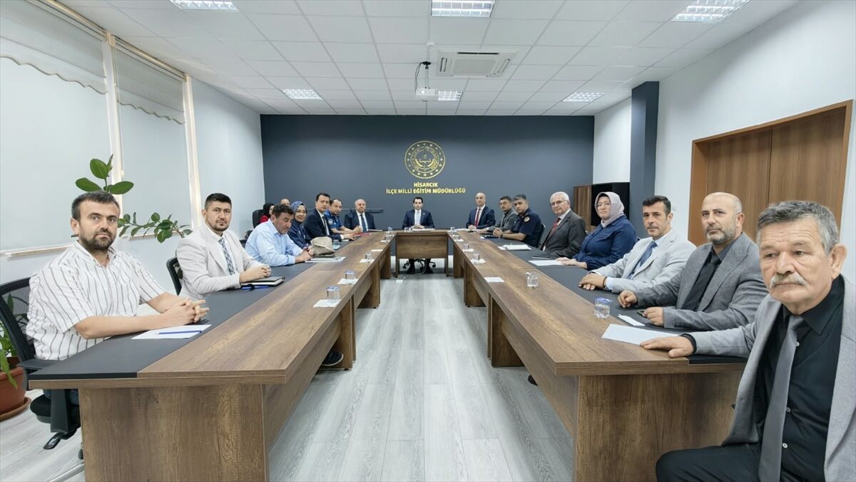 Kütahya Hisarcık'ta Yeni Eğitim Öğretim Yılı Konuşuldu (1)