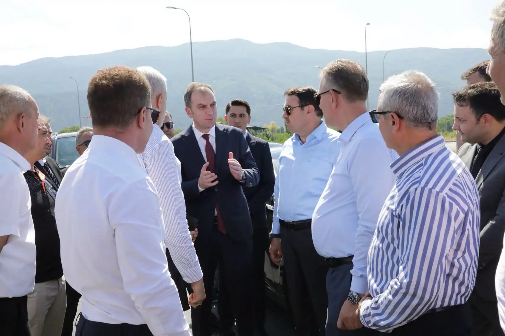 Kütahya Valisi Işın Emet Simav Yolu'nda Devam Eden Çalışmaları Inceledi (3)