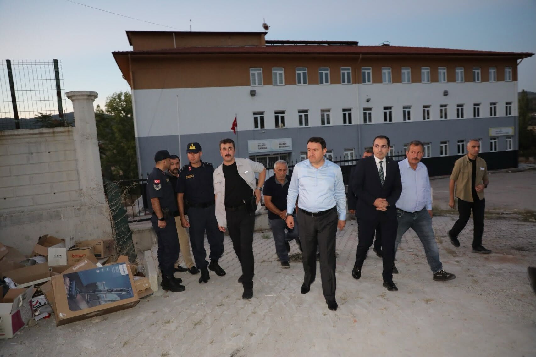 Kütahya Valisi Musa Işın Balıköy’de Vatandaşlarla Buluştu (1)