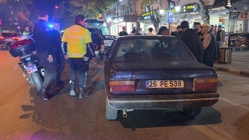 Kütahya’da Alkollü Sürücü Aracına Zarar Verdi (5)