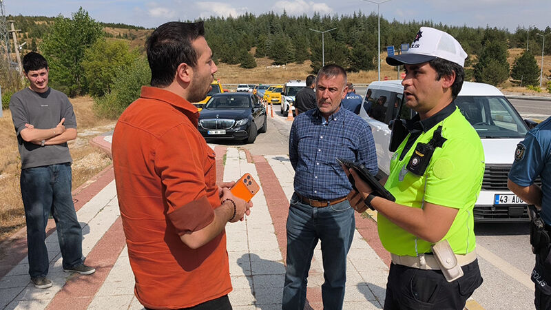 Kütahya’da Filmleri Aratmayan Korsan Taksi Kovalamacası (2)