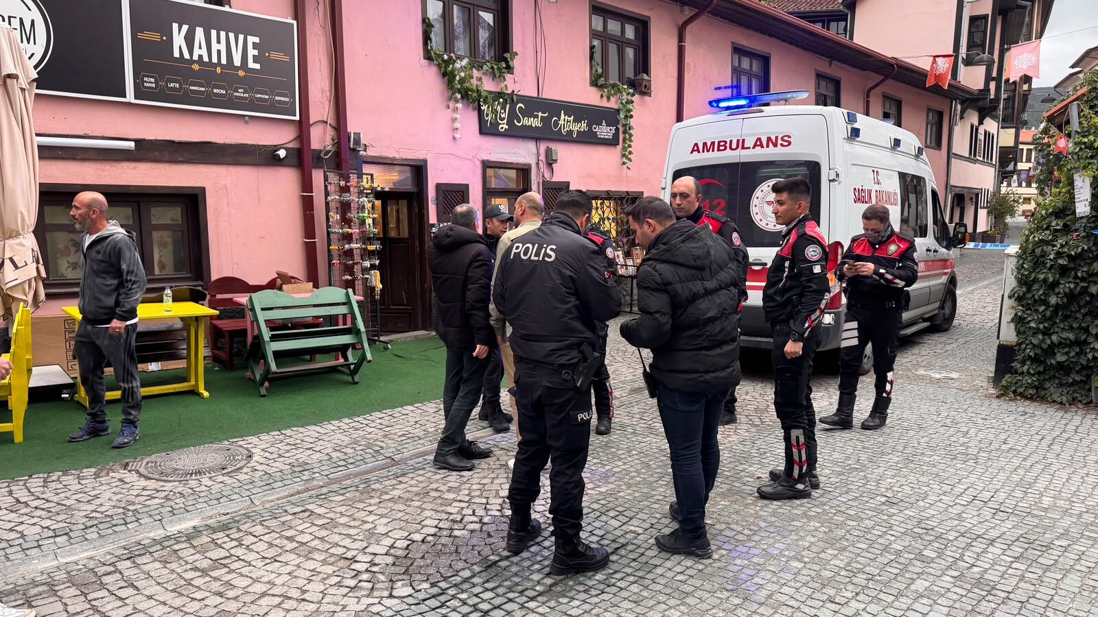 Kütahya’da Hediyelik Eşya Dükkanında Cinayet (5)