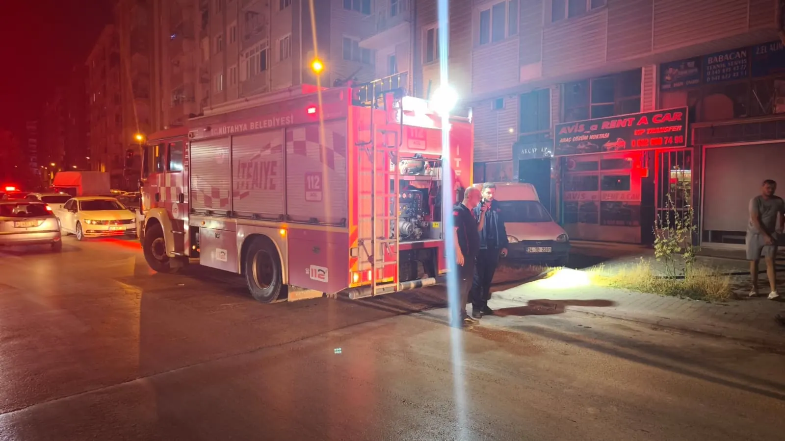 Kütahya’da Işyeri Yangınını Itfaiye Söndürdü 1