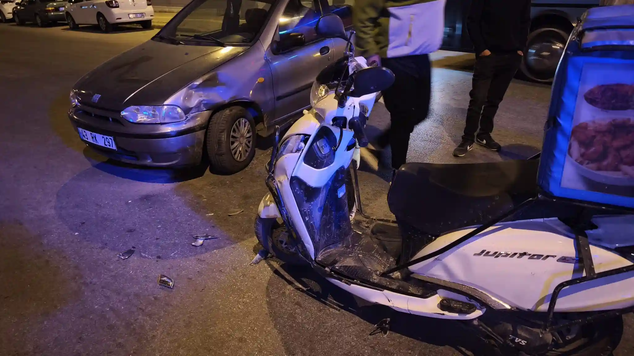 Kütahya’da Motosiklet Otomobille Çarpıştı, Sürücü Yaralı 1