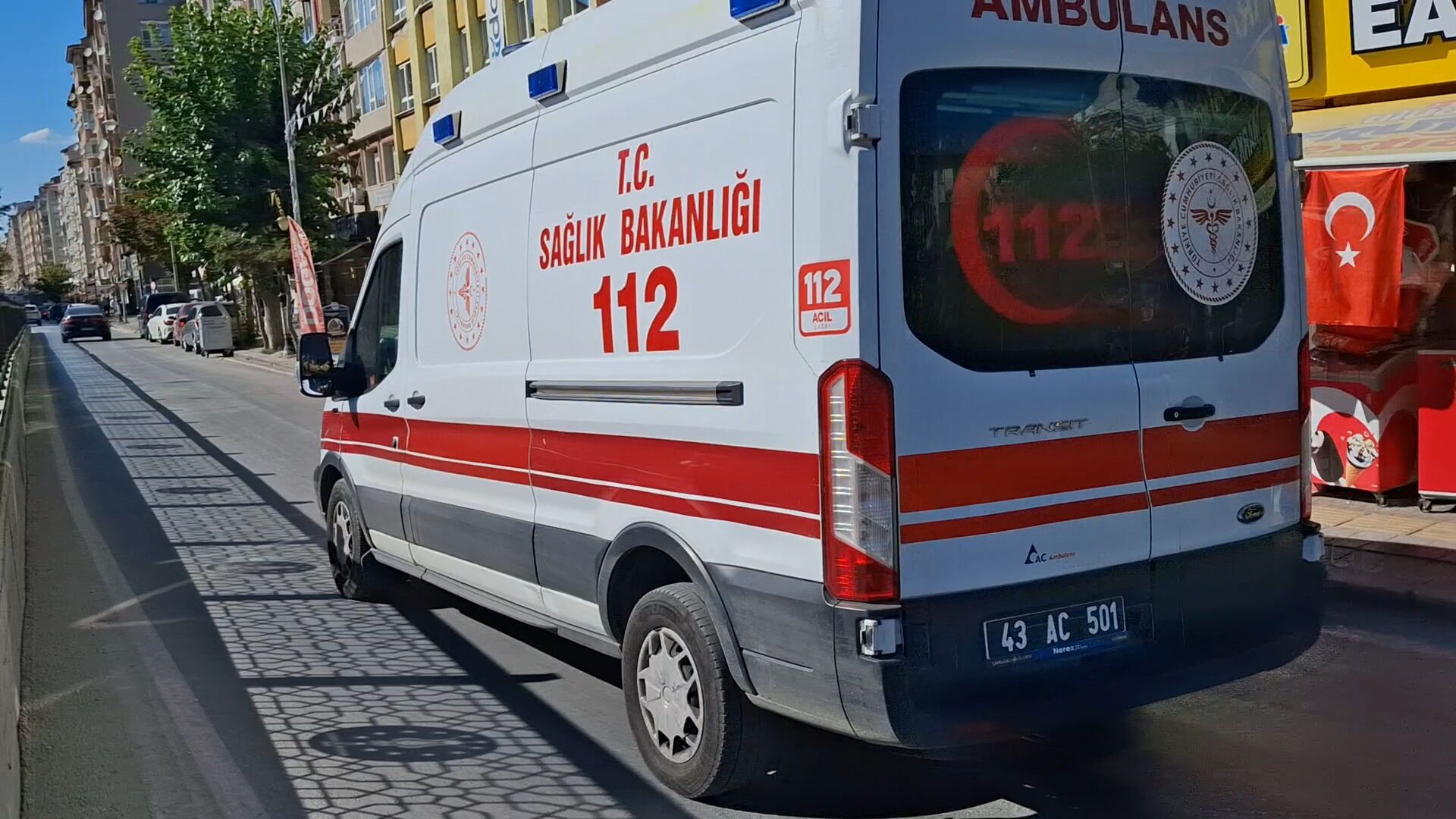 Kütahya’da Otomobilden Düşen Kadın Yaralandı (2)