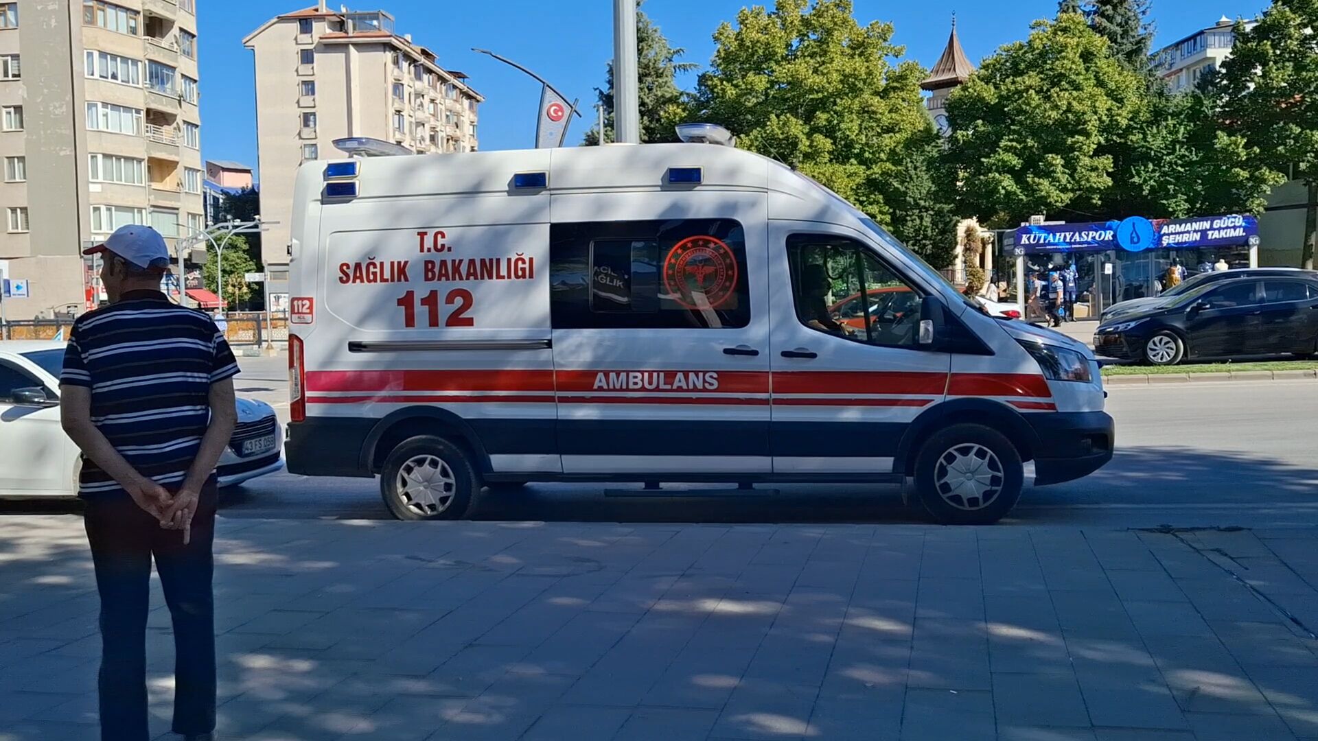 Kütahya’da Otomobilden Düşen Kadın Yaralandı (3)