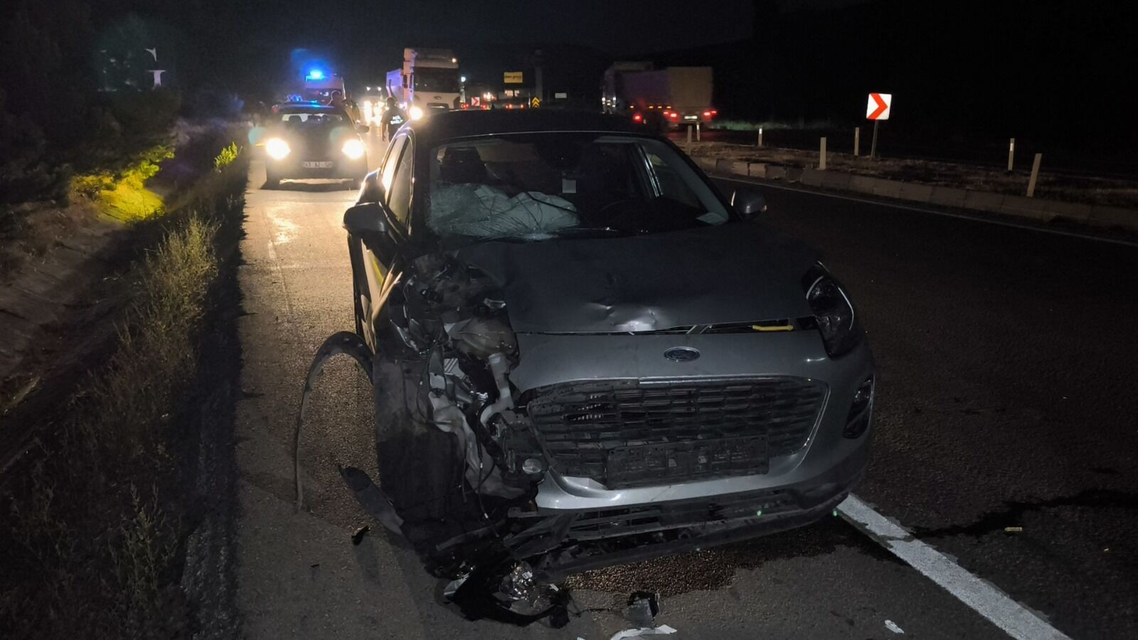 Kütahya’da Otomobilin Çarptığı Motosiklet Sürücüsü Öldü (3)