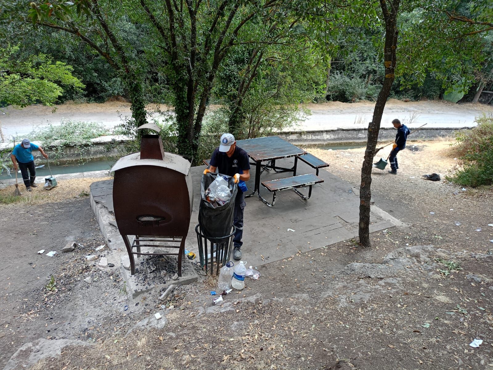 Kütahya’da Piknik Alanında Temizlik Çalışması (3)