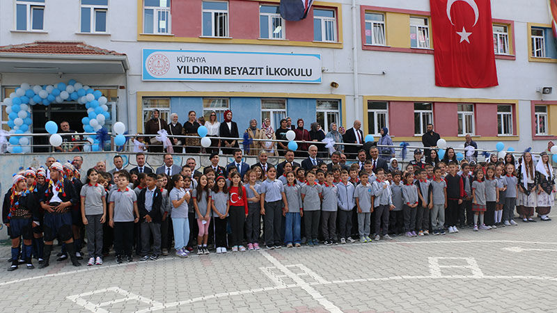 Kütahya'da Yeni Eğitim Öğretim Yılı Başladı (1)
