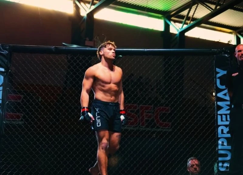 Mma Dövüşçüsü Cole Johnson Şempanzeyle Dövüşeceğini Açıkladı (3)