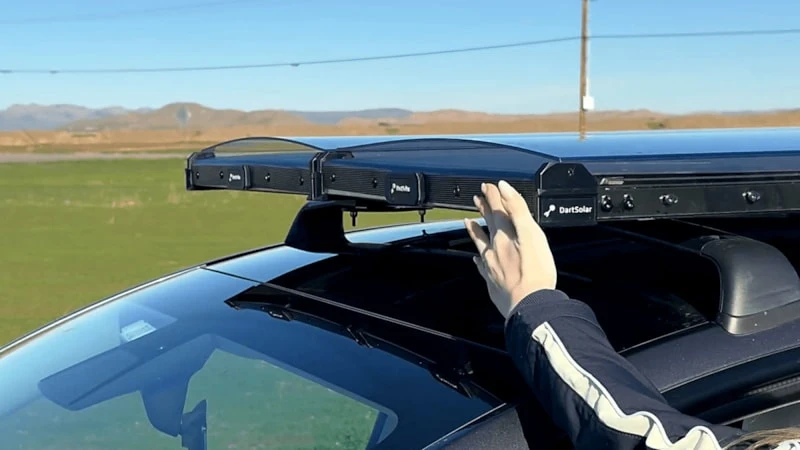 Tesla'sını Güneşe Bağladı2
