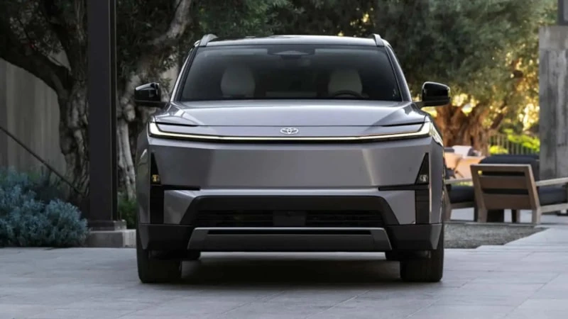 Toyota, Highlander Modelini 2027 Yılına Erteledi İşte Nedeni (1)