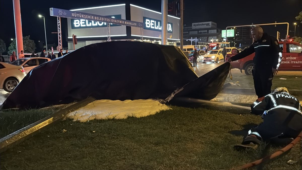Aydın’da Elektrikli Otomobil Alev Aldı (1)