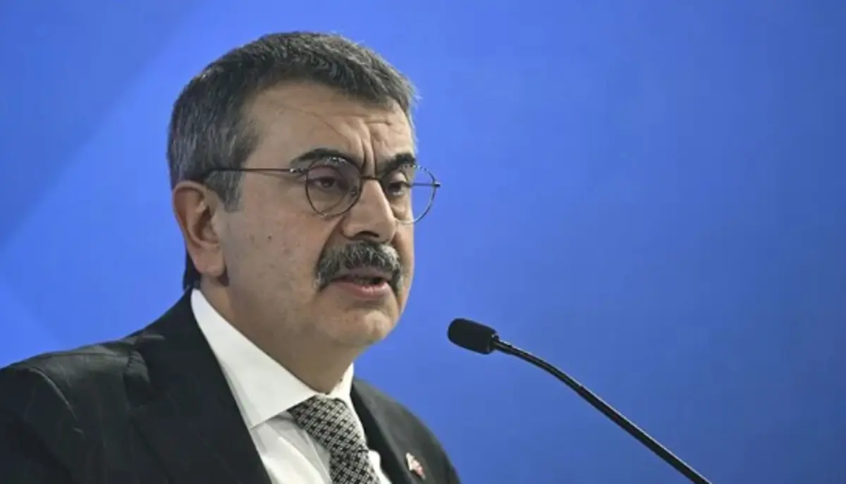 Bakan Tekin'den Ara Tatil Açıklaması Kaldırılabilir Mi (3)