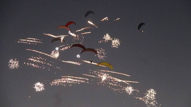 Fethiye'de Işıklı Paramotor Gösterisi Yapıldı1