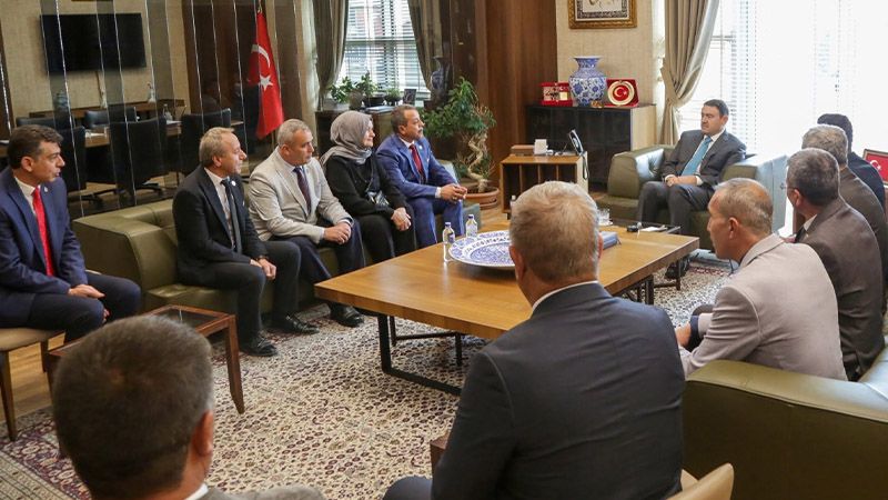 Kütahya Valisi Işın Muhtarları Makamında Kabul Etti (3)