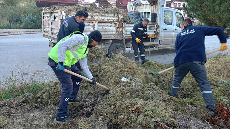 Kütahya Yoncalı’da Hastane Çevresinde Kapsamlı Temizlik (2)