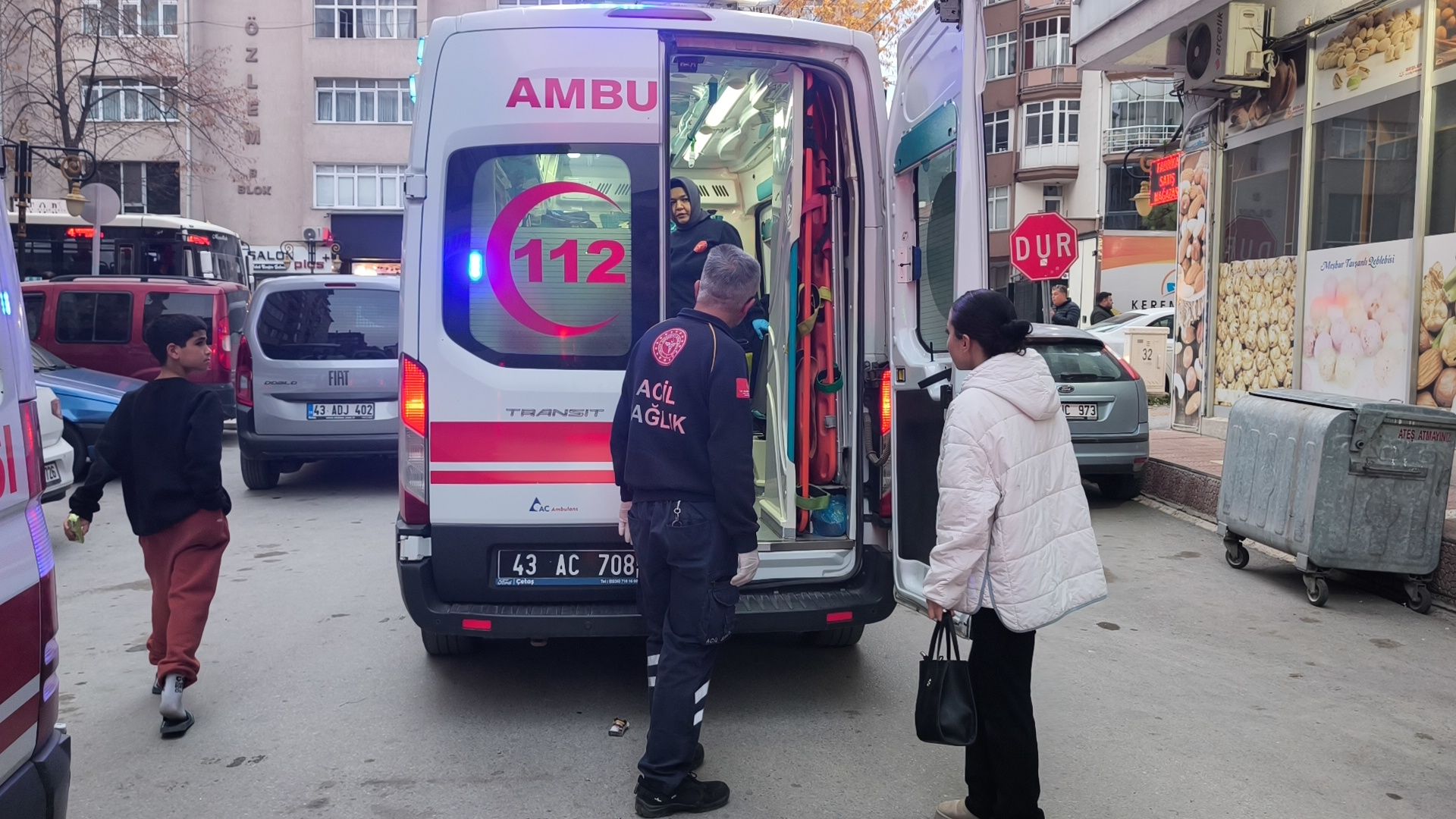 Kütahya'da Berber Dükkanında Makaslı Ve Sopalı Kavga (3)