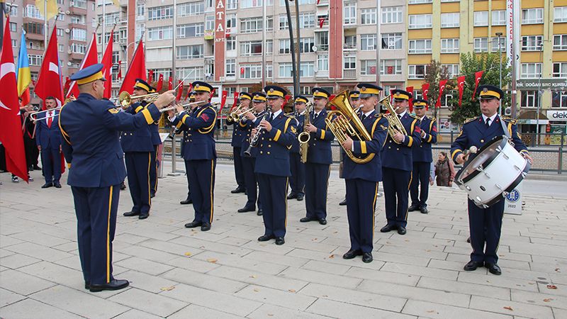 Kütahya’da Cumhuriyet Bayramı Kutlamaları Başladı (3)