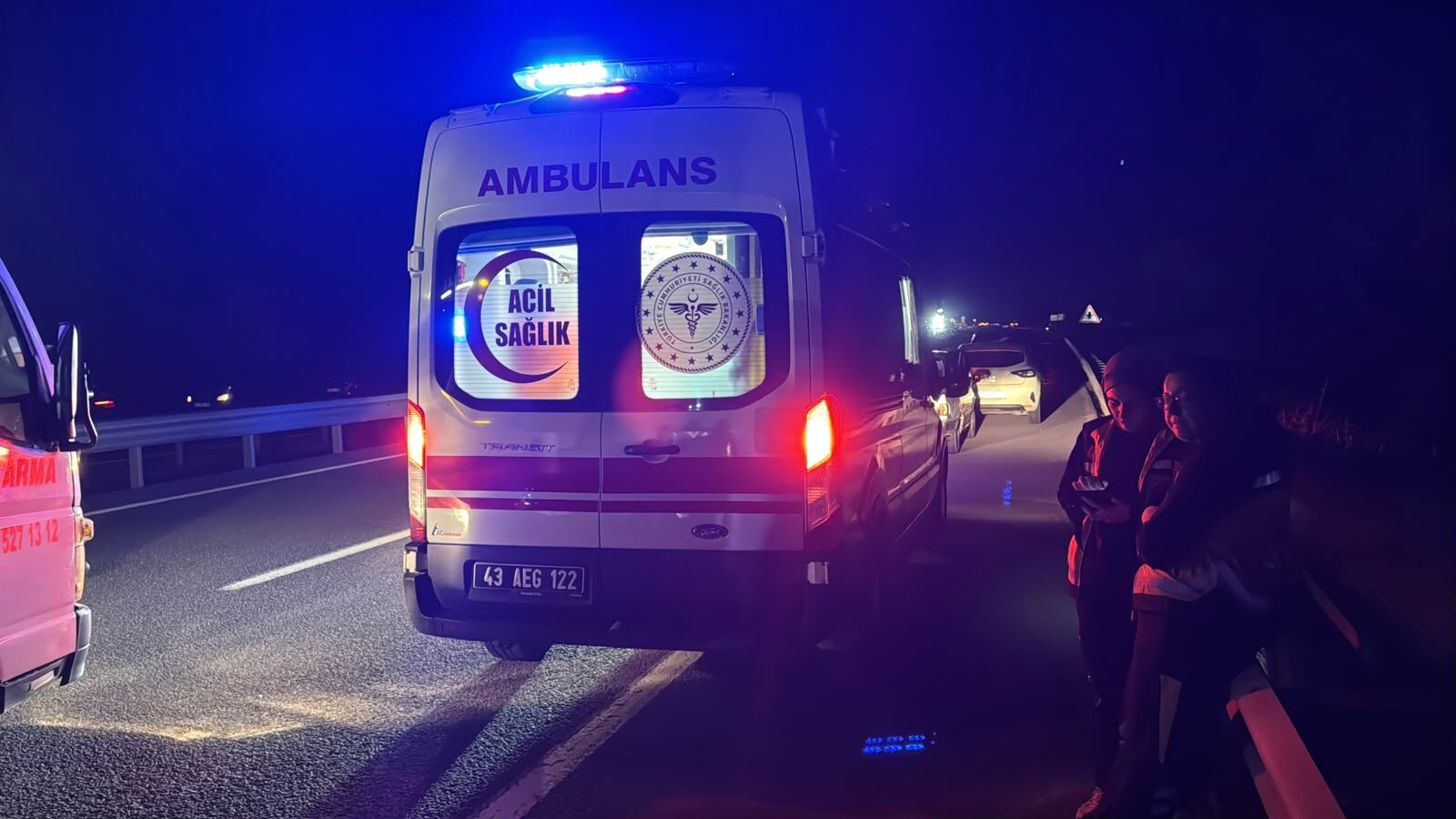 Kütahya’da Dört Araçlı Zincirleme Kaza, Yaralılar Var (7)