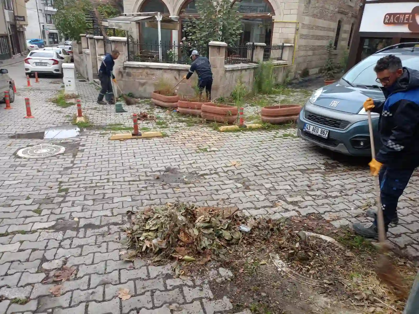 Kütahya’da Ekiplerden Sonbahar Temizliği 1