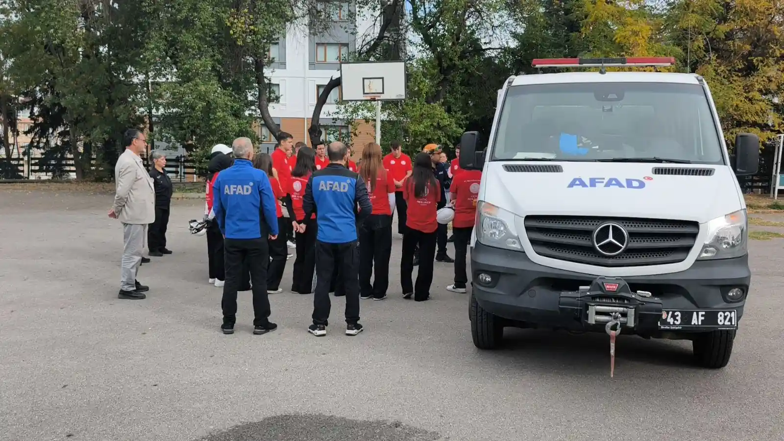 Kütahya’da Gönüllü Öğrencilere Afad Aracı Tanıtıldı 2
