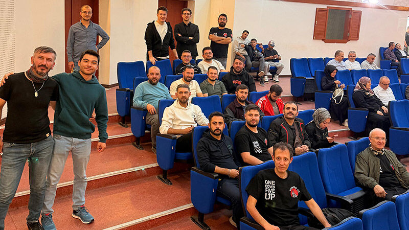Kütahya’da Iki Gencin Motosiklet Tutkusu, Evlilikle Sonuçlandı (1)-1