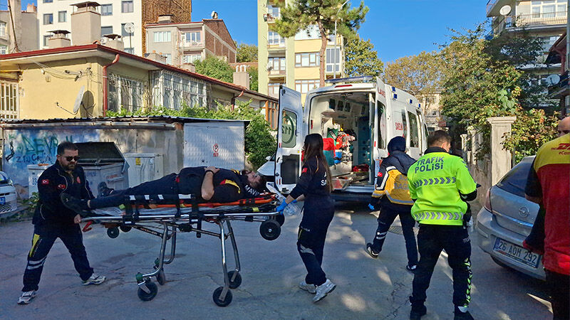 Kütahya’da Iki Otomobil Çarpıştı, Yaralılar Var (2)