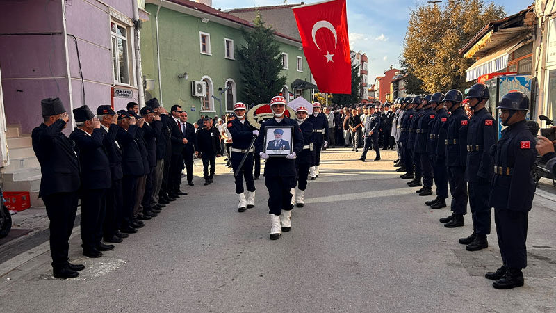 Kütahya'da Kıbrıs Gazisi Son Yolculuğuna Uğurlandı (1)