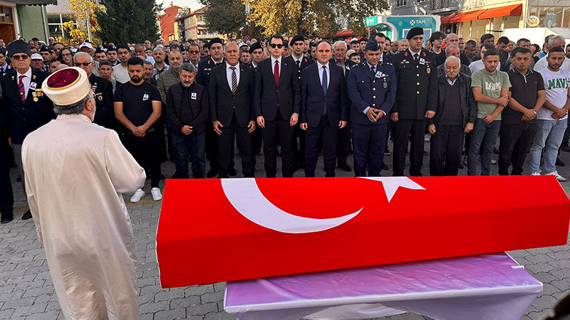 Kütahya'da Kıbrıs Gazisi Son Yolculuğuna Uğurlandı (3)