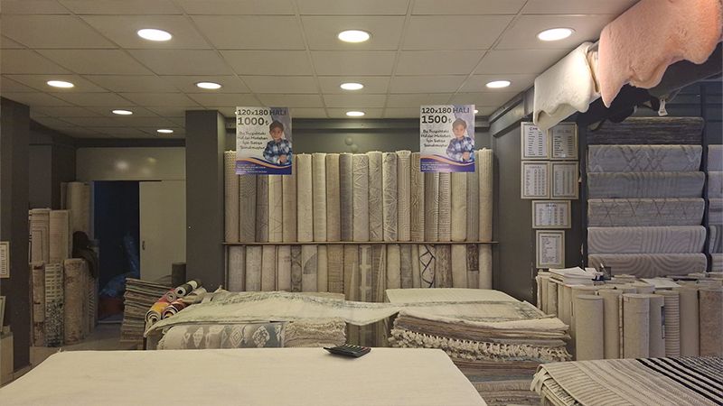 Kütahya’da Metehan Için Halılarda Indirime Gitti (2)