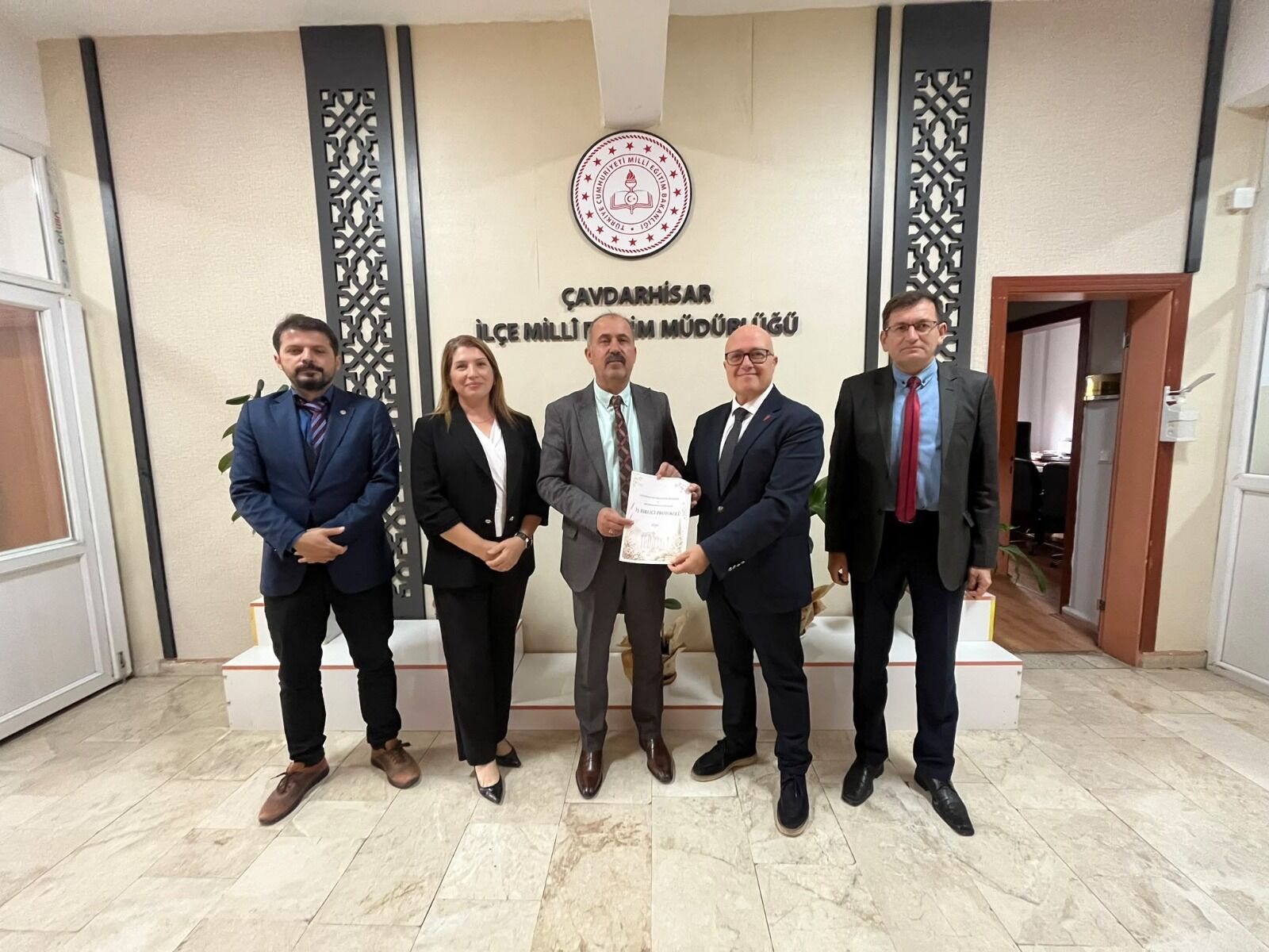 Kütahya’da Öğrenciler Hem Öğrenecek Hem Yetiştirecek (2)