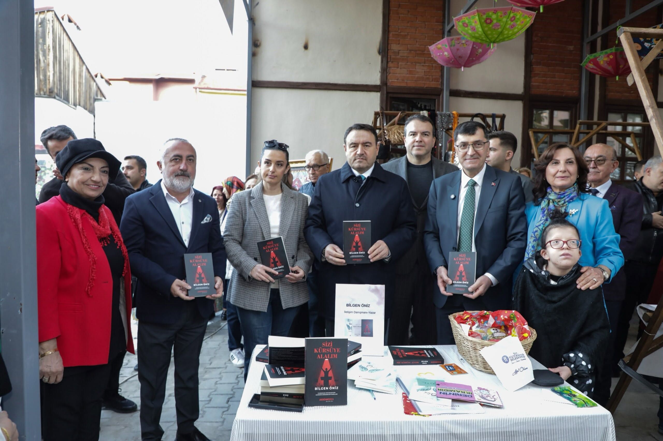Kütahya'da Sanat Sokağı Kapılarını Açtı (3)