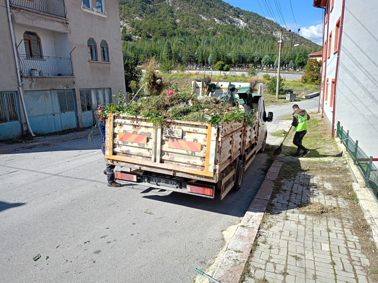 Kütahya’da “Sonbahar” Temizliği Sürüyor (1)