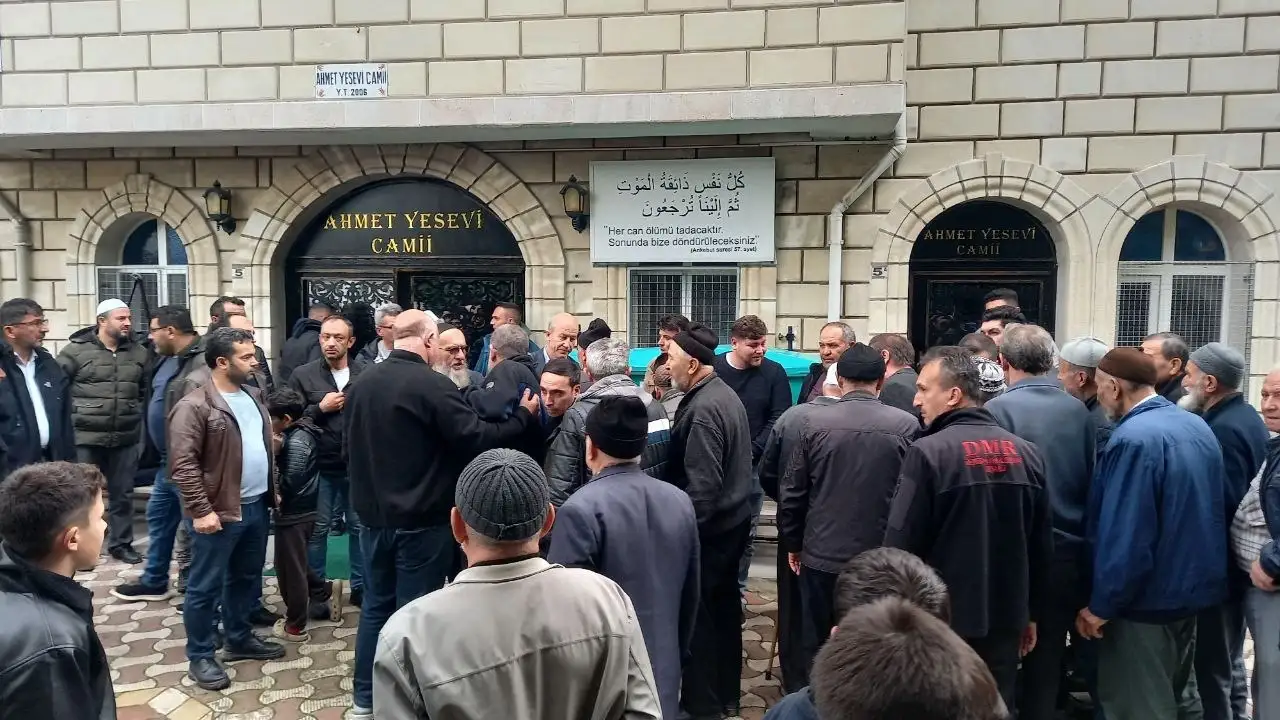 Kütahya'da Trenin Çarpması Sonucu Ölen Gencin Cenazesi Defnedildi2