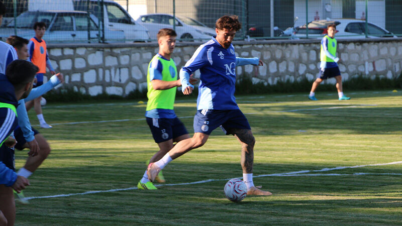 Kütahyaspor Yeniden Evinde, Taraftarıyla Buluştu (3)