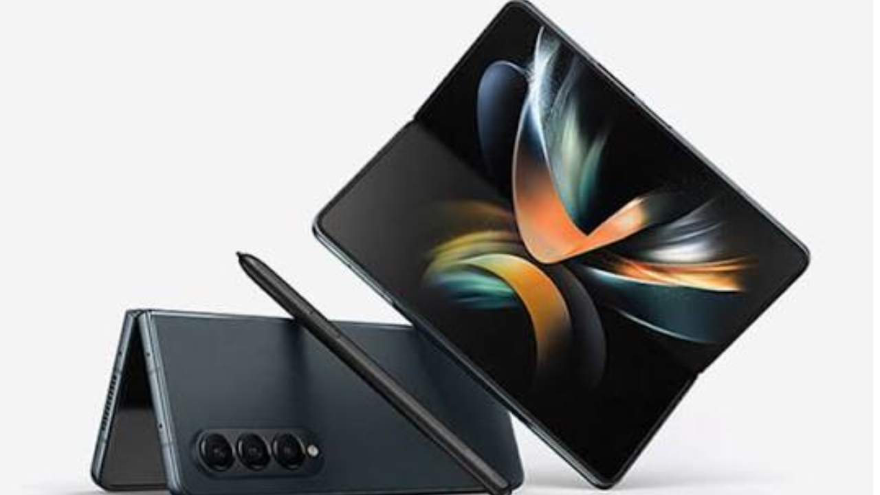 Teknosa Ve Samsung'dan Katlanabilir Telefon Hamlesi5