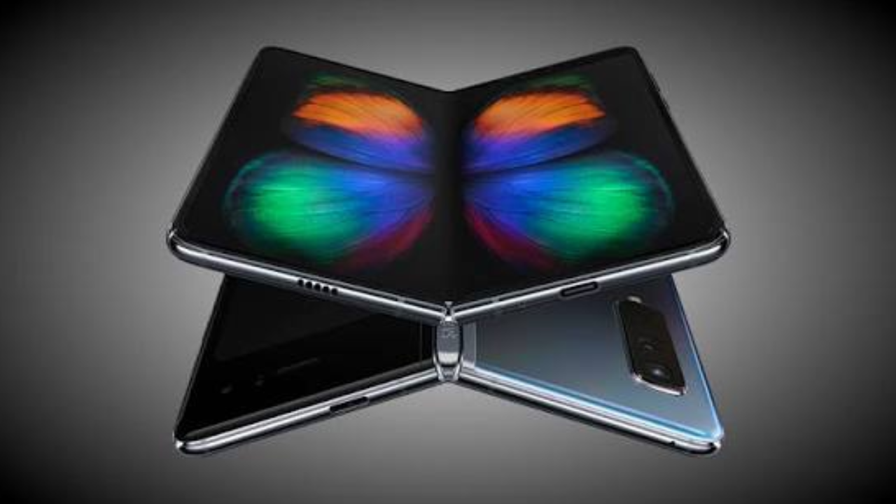 Teknosa Ve Samsung'dan Katlanabilir Telefon Hamlesi66