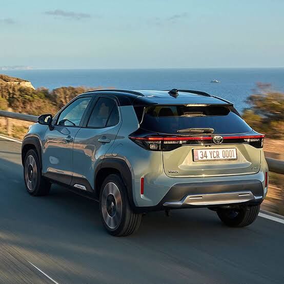 Toyota Yaris Cross Hybrid Yenilenen Tasarımıyla Türkiye’de2