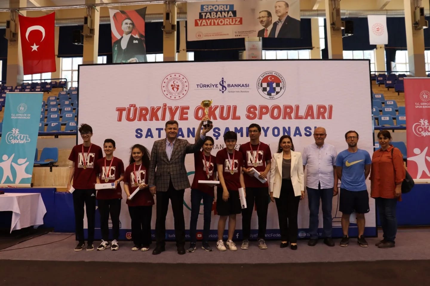 Aydın'da düzenlenen Türkiye Okul Sporları Satranç Şampiyonası sona erdi