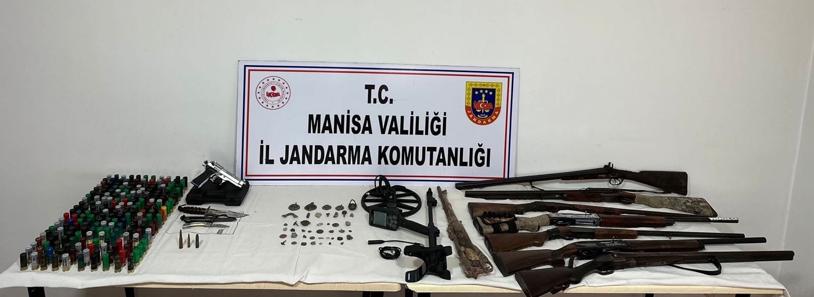 Manisa merkezli suç örgütü operasyonunda 57 şüpheli yakalandı