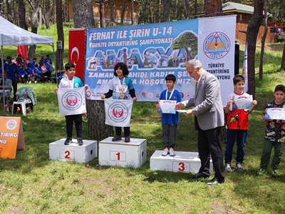 U14 ve altı Türkiye Oryantiring Şampiyonasında Erkek 9-10 yaş B kategorisinde Kütahya Belediyespor Kulübümü sporcuları takım olarak Türkiye üçüncüsü oldu.