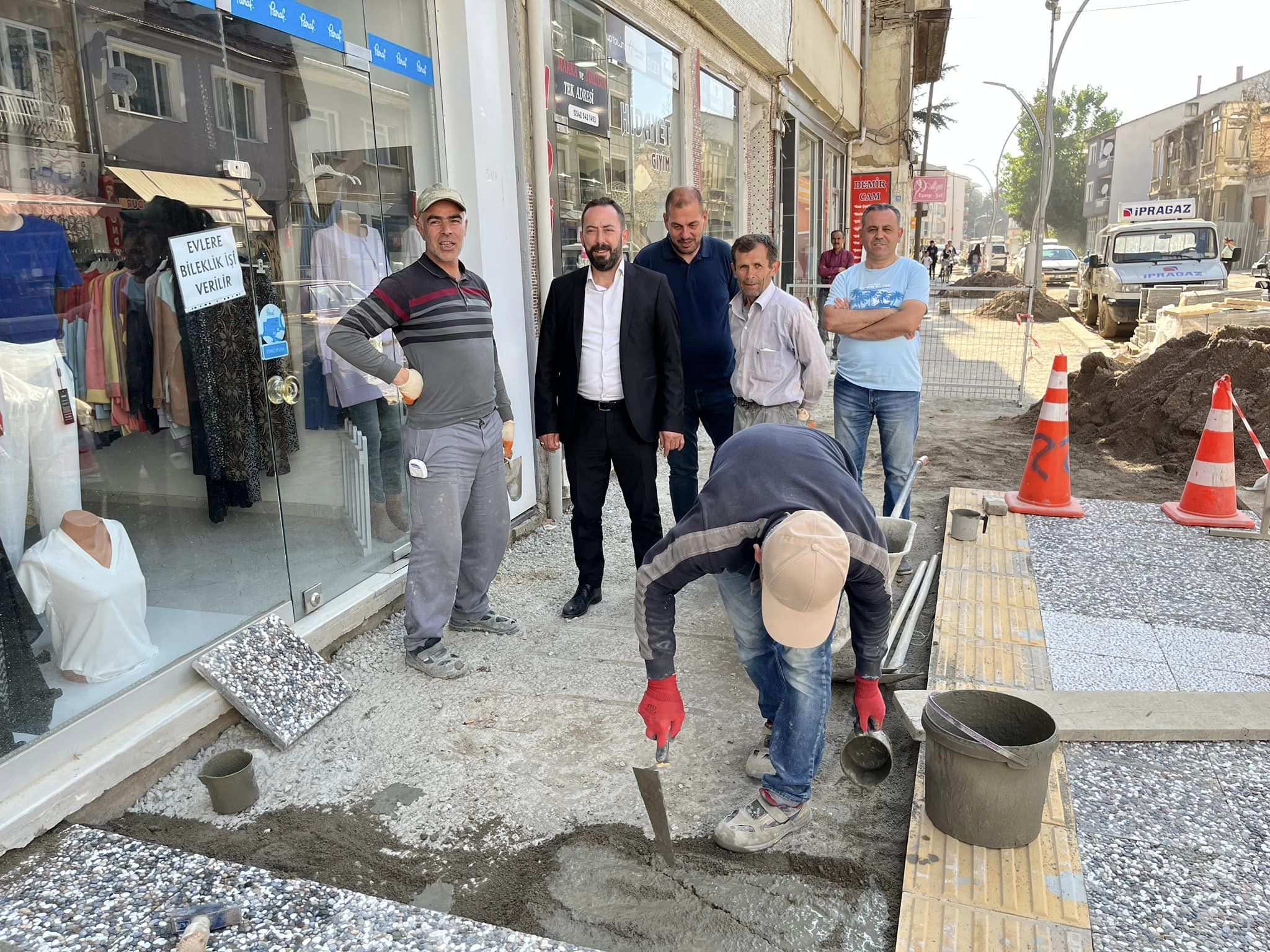 Kütahya’nın Simav ilçesinde alt yapı çalışmaları son hızıyla devam ediyor.