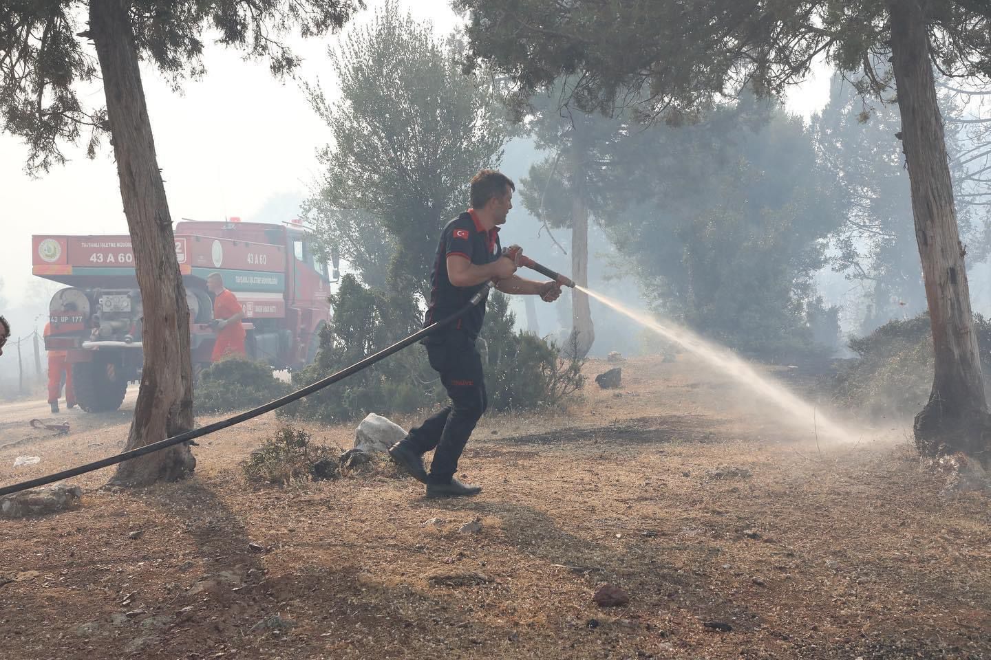 Kütahya'daki orman yangınıyla ilgili sevindiren gelişme