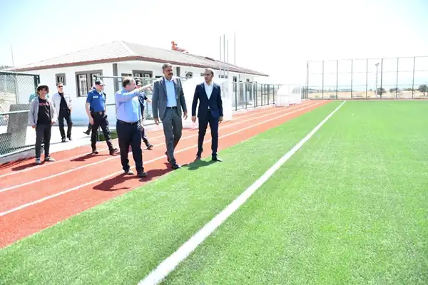 Vali Ali Çelik, spor yatırımlarını inceledi